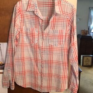 MAURICES light weight button down